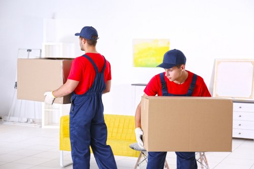 Moving van service for homes and businesses in Twickenham